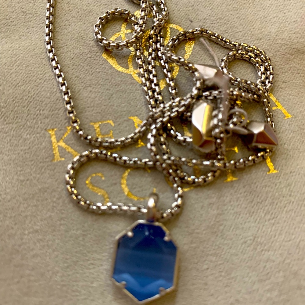 Absolutely Gorgeous Kendra Scott Necklace